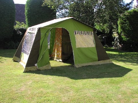 green-frame-tent-3.jpg